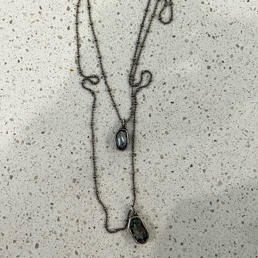 Uno de 50 layered necklace